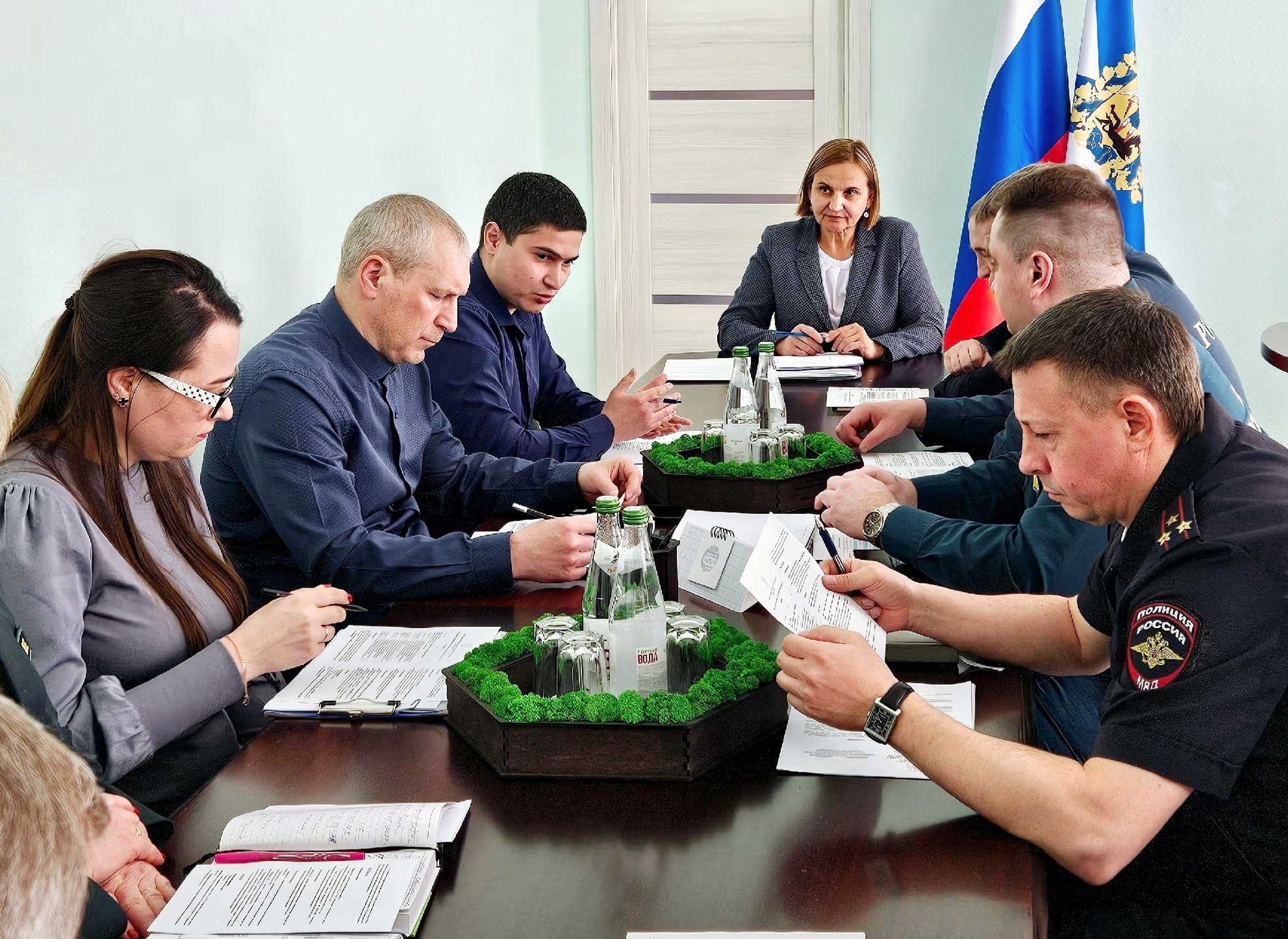 В окружной администрации прошло заседание комиссии по чрезвычайным ситуациям и обеспечению пожарной безопасности под председательством главы Котласского округа, Татьяны Сергеевой.