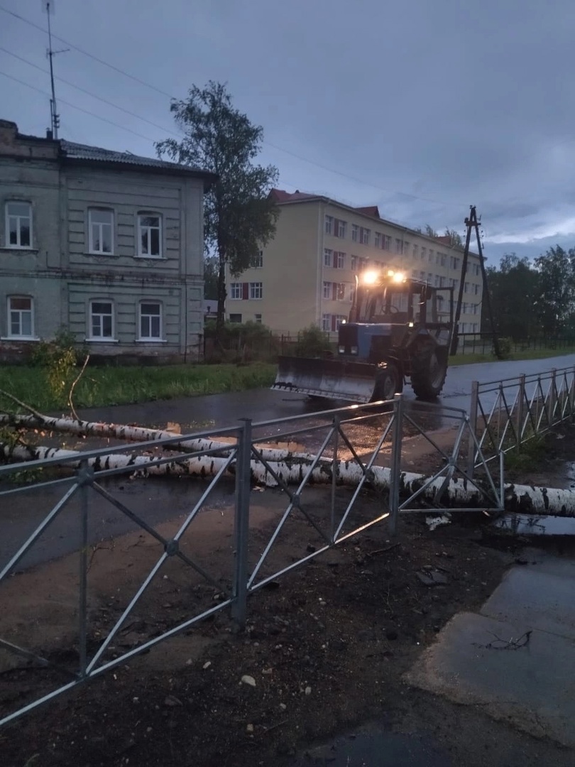 Татьяна Сергеева рассказала, как устраняли последствия грозы в Котласском округе.