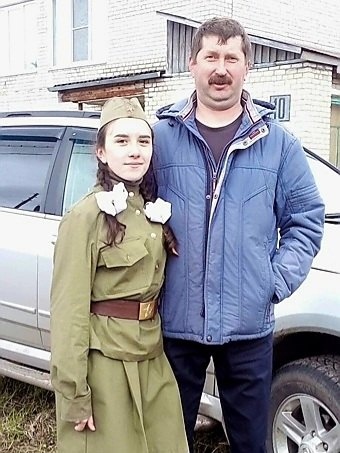 Житель Сольвычегодска, Алексей Владимирович Лухнев, представлен к нагрудному знаку «За сохранение семейных ценностей».