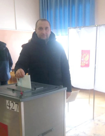 Коллектив администрации Котласского округа активно голосует.