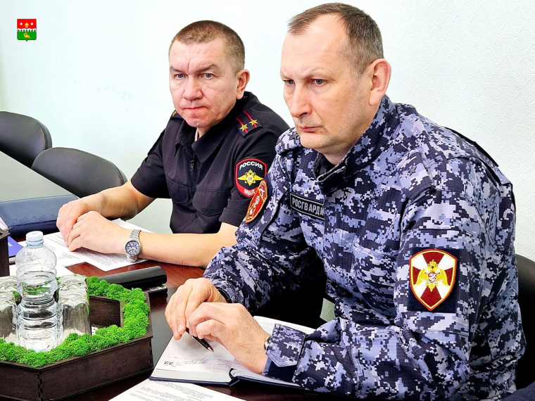 Глава округа, Татьяна Сергеева, провела заседание антитеррористической комиссии с участием представителей правоохранительных структур.
